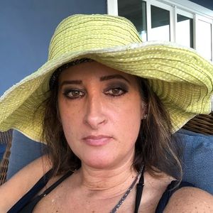 Meet your Posher, Mary ann